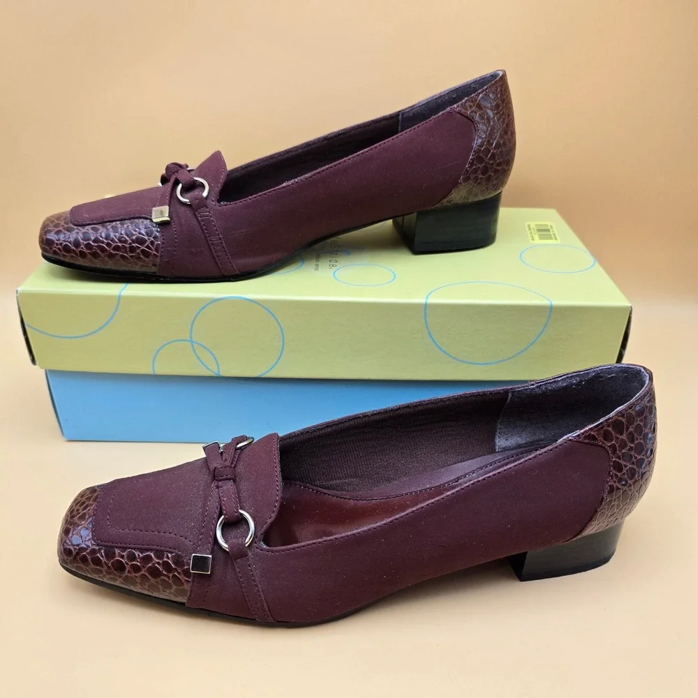 LifeStride Lure Burgundy Faux Croc Square Toe Low Block Heel Pumps Mens 8N